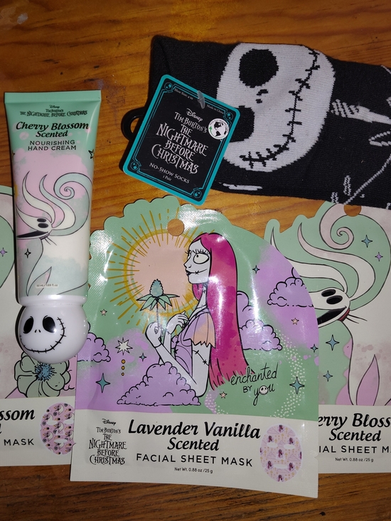 Disney Other - Disney The Nightmare Before Christmas Spa Bundle